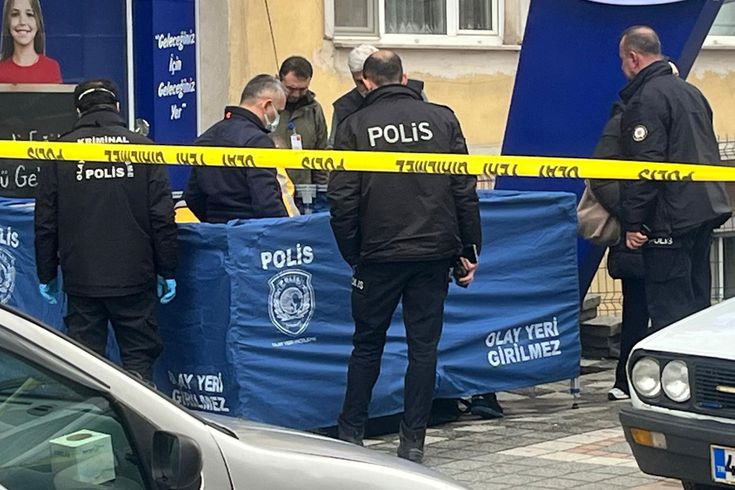 Kütahya'da bir şahıs cadde üzerinde ölü bulundu
