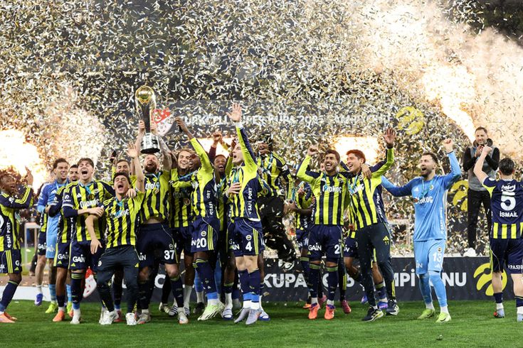 Fenerbahçe'nin kader maçını yönetecek hakem belli oldu
