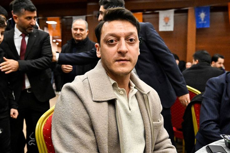 Mesut Özil'in Cumhurbaşkanı Erdoğan'dan bir isteği var