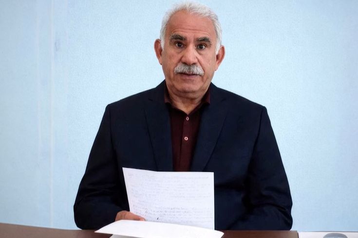 A recent photo was shared: Here is Abdullah Öcalan's latest appearance.