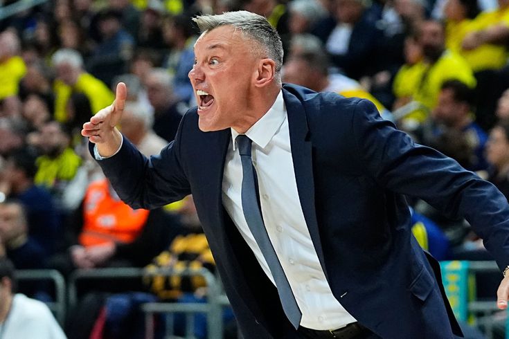 Sarunas Jasikevicius ve ekibi, mahsur kaldıkları ülkeden Türkiye'ye geri dönüyor