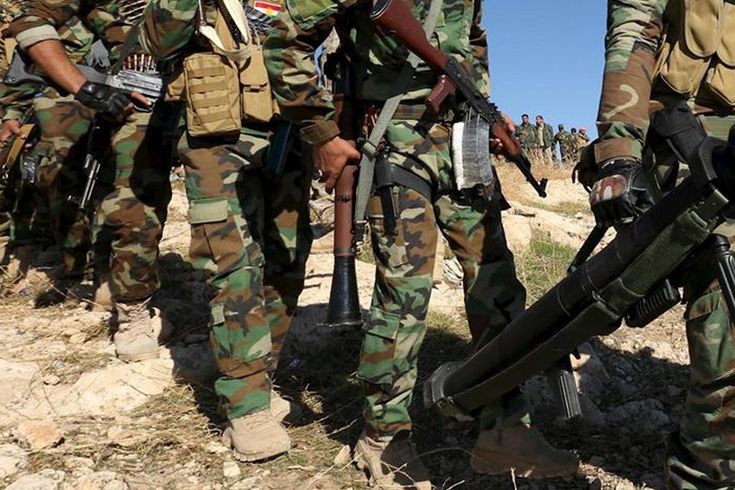 İran, Irak'taki muhalif Kürt grupların üslerini 3 füzeyle vurdu