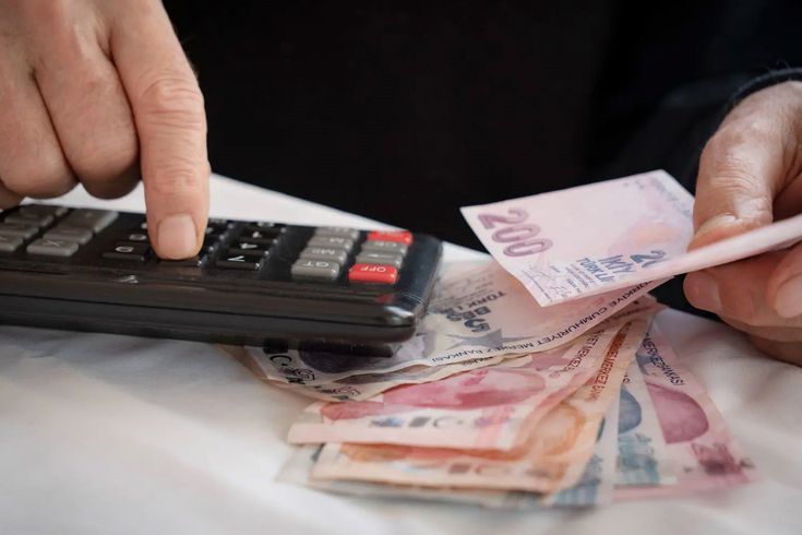 يرغب الموظفون أيضًا في الاستفادة من الحق الممنوح للمتقاعدين.