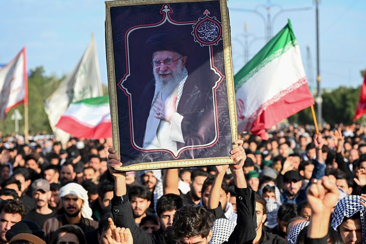 İran'da Hamaney sonrası yeni dini lider için açıklama var