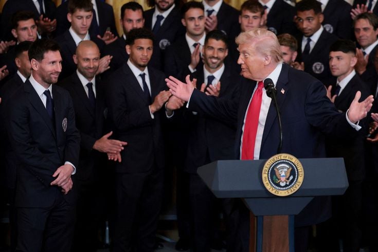 Tepki yağıyor! Milyonlarca hayranı Messi'nin Trump'a yaptığı hareketle şok oldu