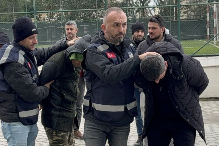 Kahraman kurye olarak tanınmıştı, kundaklama suçundan tutuklandı