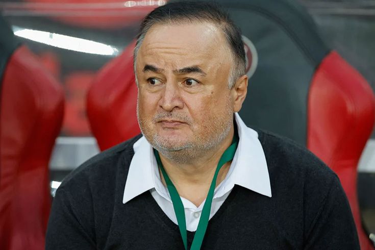 Fenerbahçe'de de görev yapan antrenör Engin Fırat hayatını kaybetti