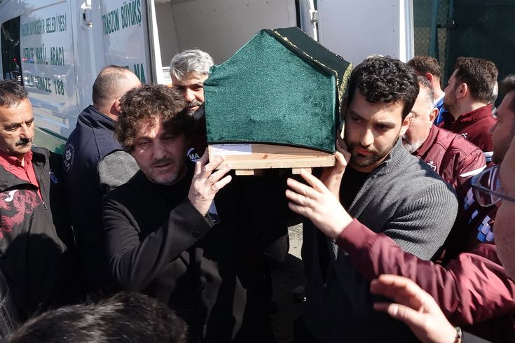 Trabzonspor'da hayatını kaybeden Orhan Kaynak için anma töreni düzenlendi