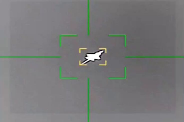 İran, ABD'ye ait F-35 savaş uçağı vurdu