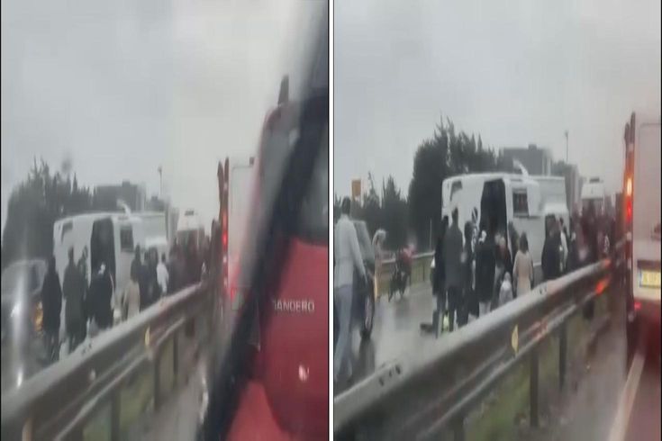 Büyükçekmece'de servis minibüsü devrildi: 1 ölü 9 yaralı