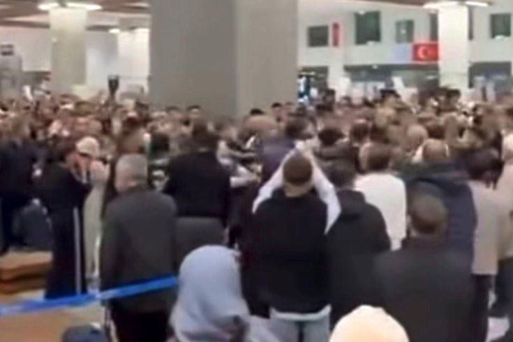 Gaziantep Havalimanı'ndan kavga ve gerginlik