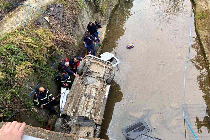 Giresun'da otomobil dere yatağına uçtu! 3 kişi öldü, 2 kişi ağır yaralandı