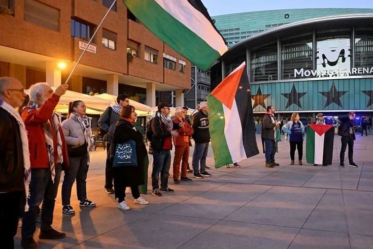İsrail'e İspanya'da Real Madrid maçı öncesi şok protesto