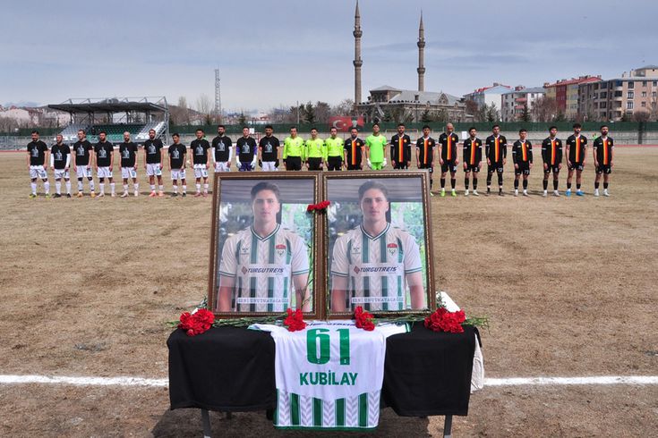 Kars 36 Spor, silahlı saldırıda hayatını kaybeden Kubilay Kaan Kundakçı'yı andı