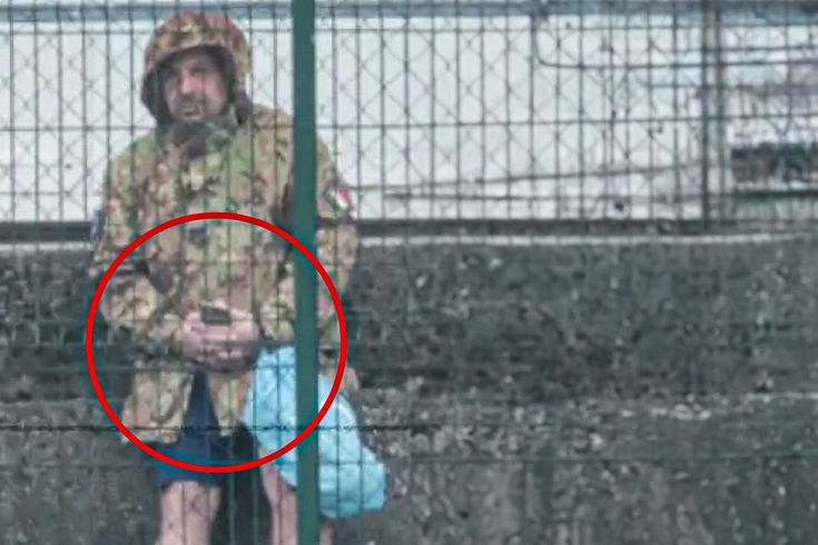 Yok böyle skandal! Gizlice videoya aldı, sonu kötü oldu