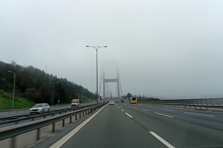 İstanbul'da sis etkili oluyor