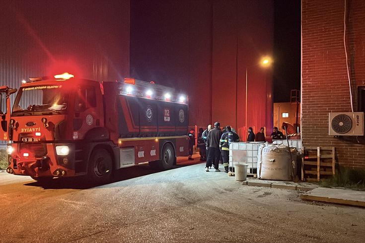 Eskişehir'de atık su arıtma tesisinde çıkan yangın söndürüldü