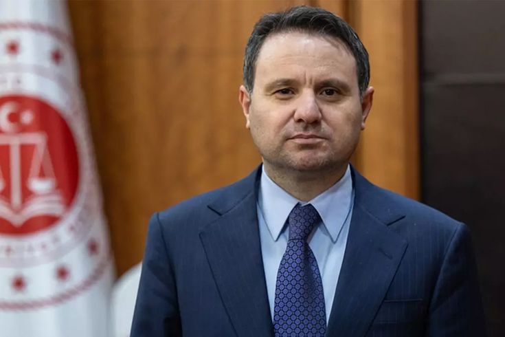 Gürlek'ten net mesaj: FETÖ ile mücadele milli meseledir