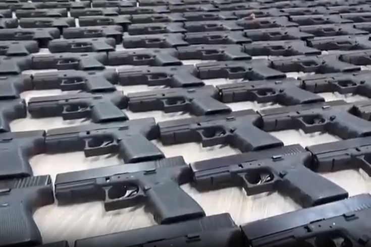 İstanbul ve Adana'da dev operasyon! 1107 ruhsatsız tabanca ele geçirildi