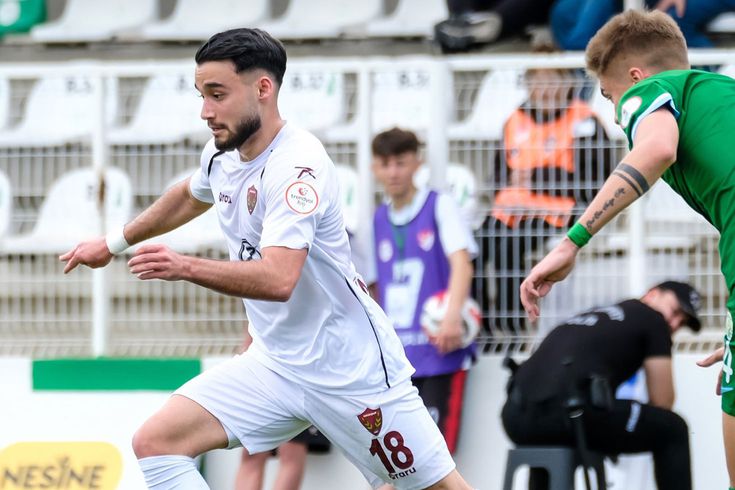 Küme düşen Serik Spor ve Hatayspor'un mücadelesinde gol yağmuru