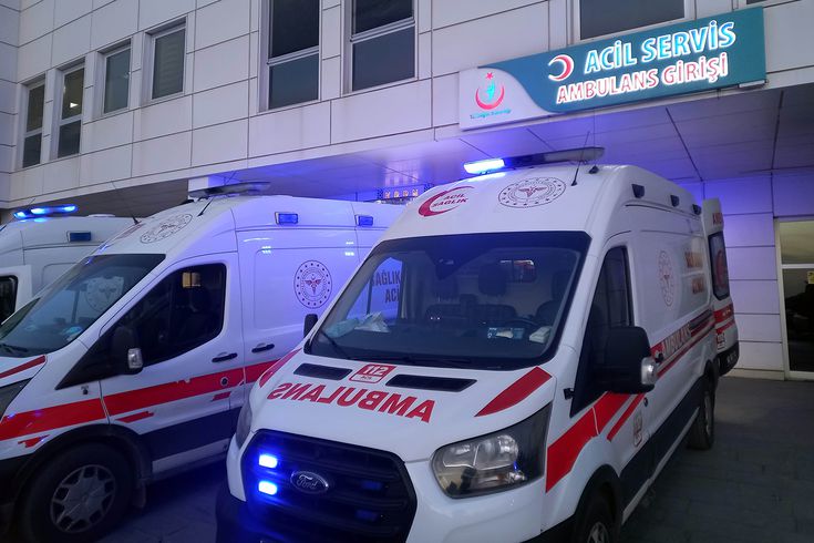 Çanakkale'de eşini pompalı tüfekle öldüren kişi intihar etti