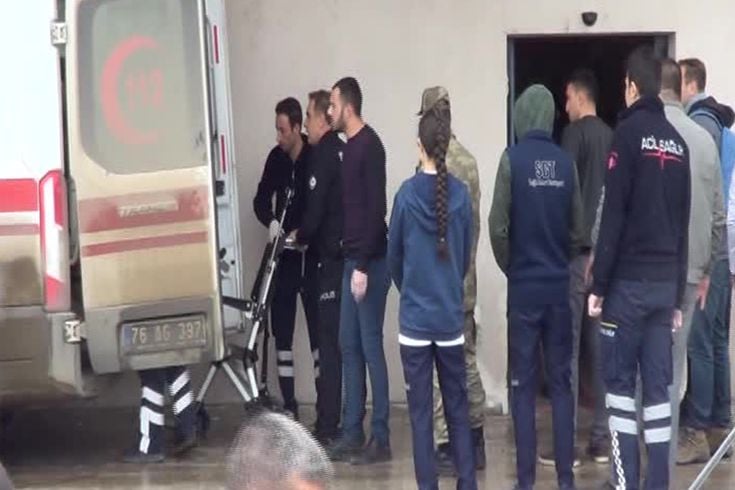 Iğdır'da ilaçlama yapılan mezarlıkta çalışan 4 kadın işçi hastanelik oldu, 1'inin durumu ağır