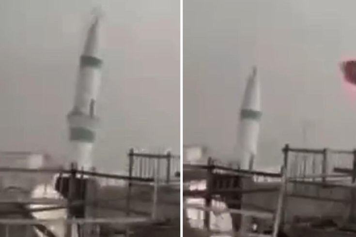 Fırtınada minarenin yıkılma anı kamerada