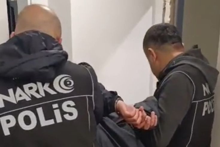 Mersin’de nefes kesen operasyon! Kırmızı bültenle aranan uyuşturucu şüphelisi yakalandı