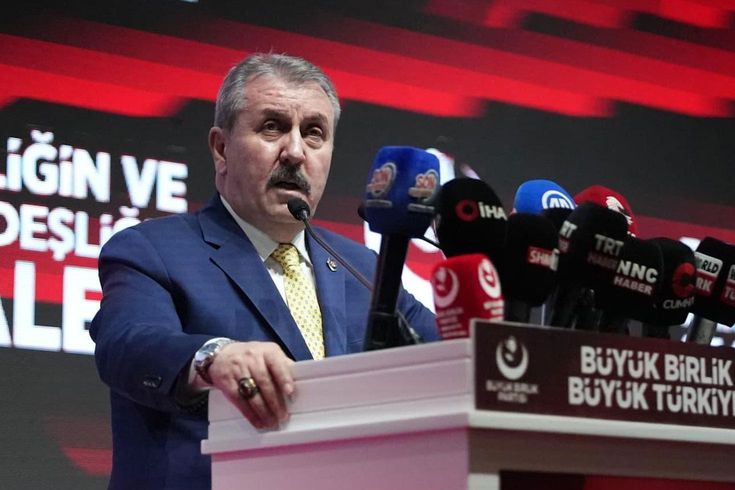 Destici: Emeklimize Kurban Bayramı'nda 10 bin lira ikramiye verelim