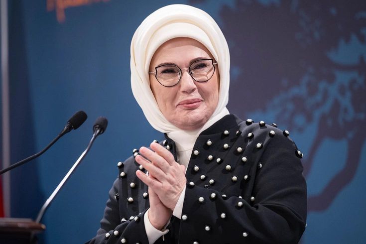 Emine Erdoğan'dan Anneler Günü mesajı