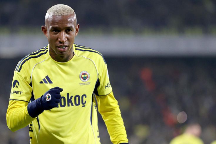 Anderson Talisca has ended his season.