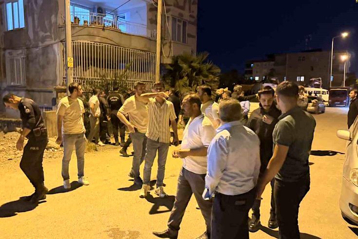 In Adıyaman, stones, sticks, and knives flew in a landlord-tenant fight.