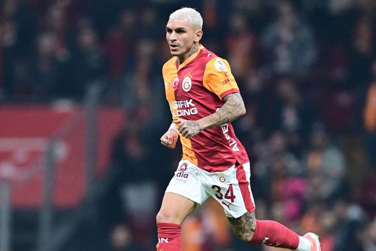 Galatasaray's star Torreira attacked with punches! Attacker taken into custody.