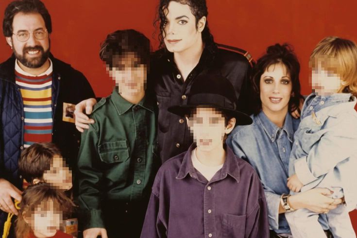 Michael Jackson'ın gizli ailesinden cinsel istismar iddiası: O bir canavardı