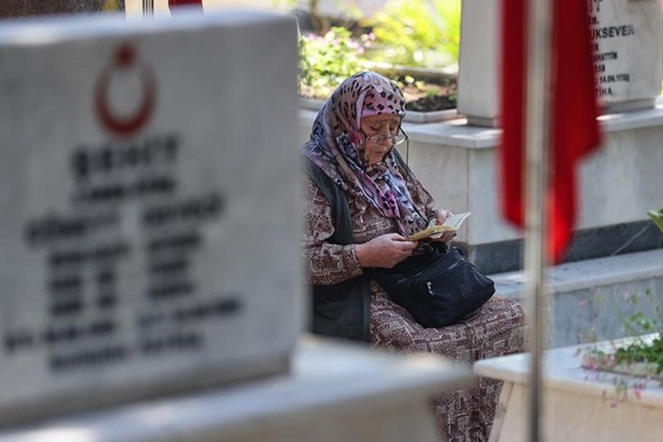 New regulation for martyr relatives! Monthly payments will be increased to two minimum wages.