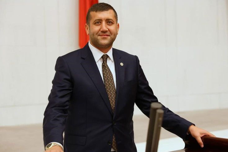 Депутат от ПНД Баки Эрсой назвал два клуба: их нужно отправить в низший дивизион