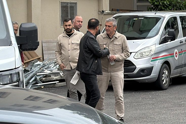 Akçakoca Belediye Başkanı Fikret Albayrak tutuklandı