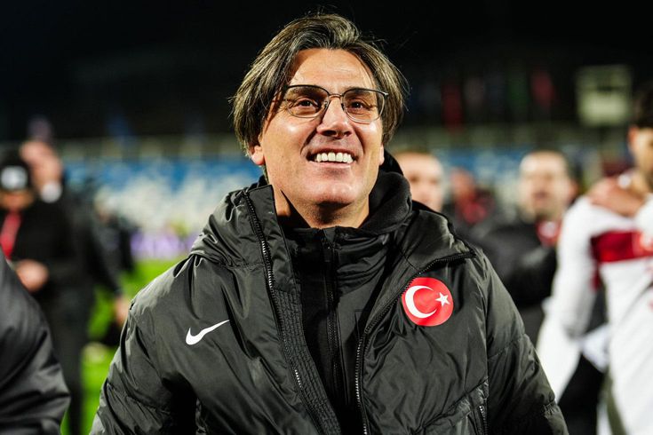 Montella bomb from Fenerbahçe