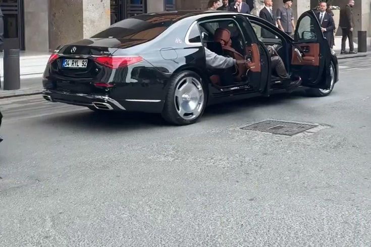 Kanye West, who came to Türkiye, gives his fans a cold shower