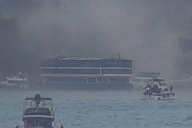 Bebek Sahili'nde teknede çıkan yangın söndürüldü