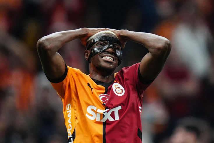 İşte Osimhen'i isteyen takım! Çuvalla parayı verip alacaklar