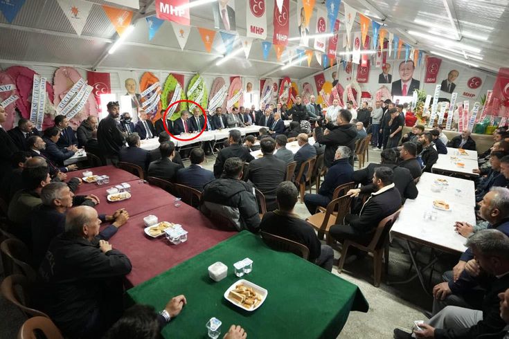 BBP lideri Mustafa Destici, MHP çadırını ziyareti etti