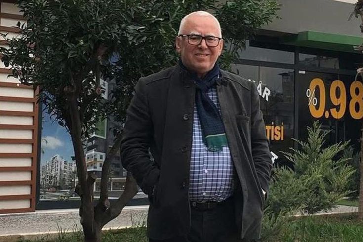 Mersin'de otel işletmecisi denizde rahatsızlanıp hayatını kaybetti