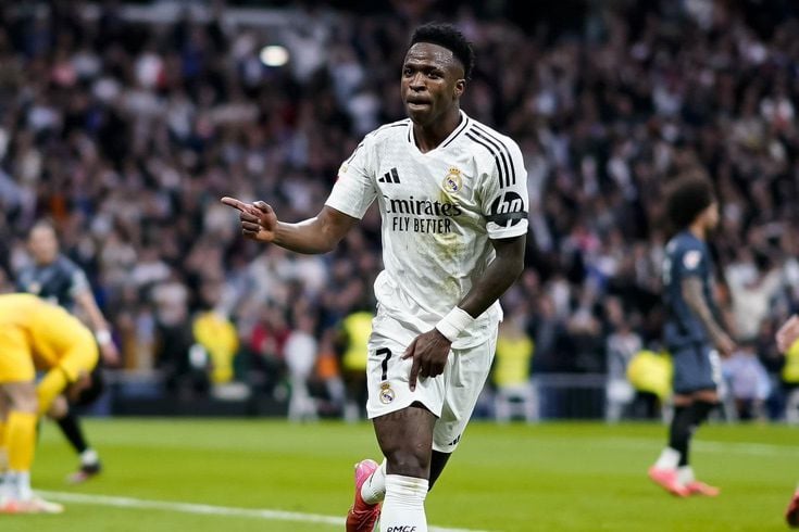 Vinicius Junior'ın Real Madrid'den istediği maaş kriz çıkarttı