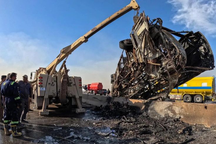 Irak'ta yolcu otobüsü devrildi! 21 kişi hayatını kaybetti, 19 kişi yaralandı