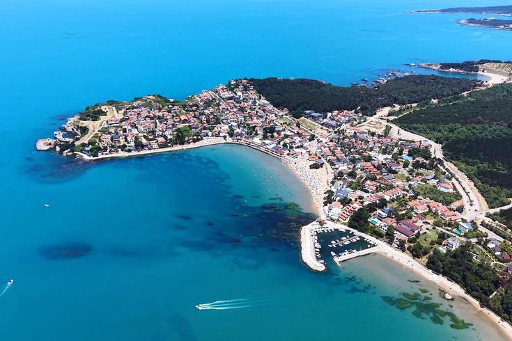 Kandıra sahilleri turkuaz renge büründü