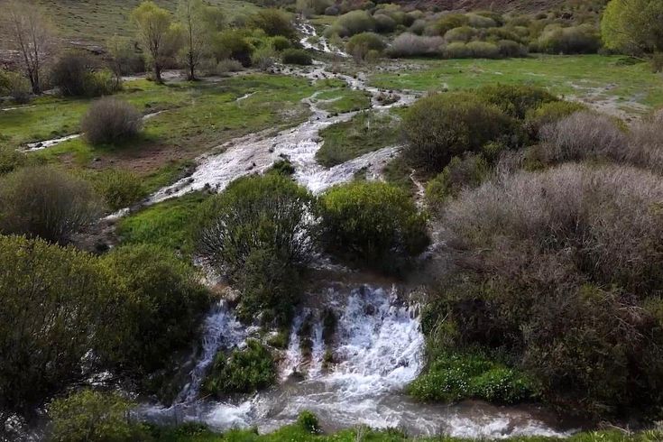 Yılda sadece 1 ay akıyor, bir yudum içmek isteyen Erzincan'a akın ediyor