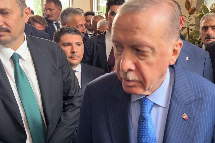 Cumhurbaşkanı Erdoğan kadın gazeteciye Evli misin? diye sordu, sonrası bomba
