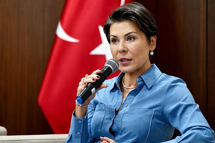 Fatoş Pınar Türker'in çıplak arama iddiasına emniyetten yalanlama