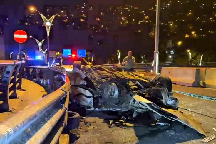 Zonguldak'ta taklalar atan otomobil demir yığınına döndü, 19 yaşındaki genç ağır yaralandı